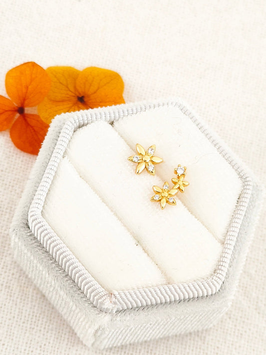 Petal Glow Stud Set - Summerdaze